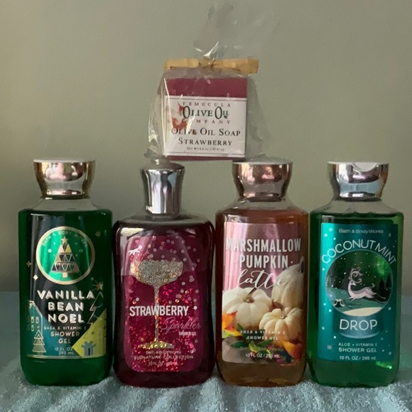 🛀 🍓 BATH & BODY WORKS SHOWER GEL AND SOAP 🛀🍓NWOT 🍓 - Picture 8 of 15